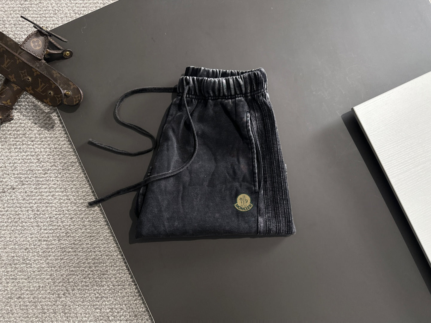 LuxluxHouse Best Quality Clothes Pants Moncler