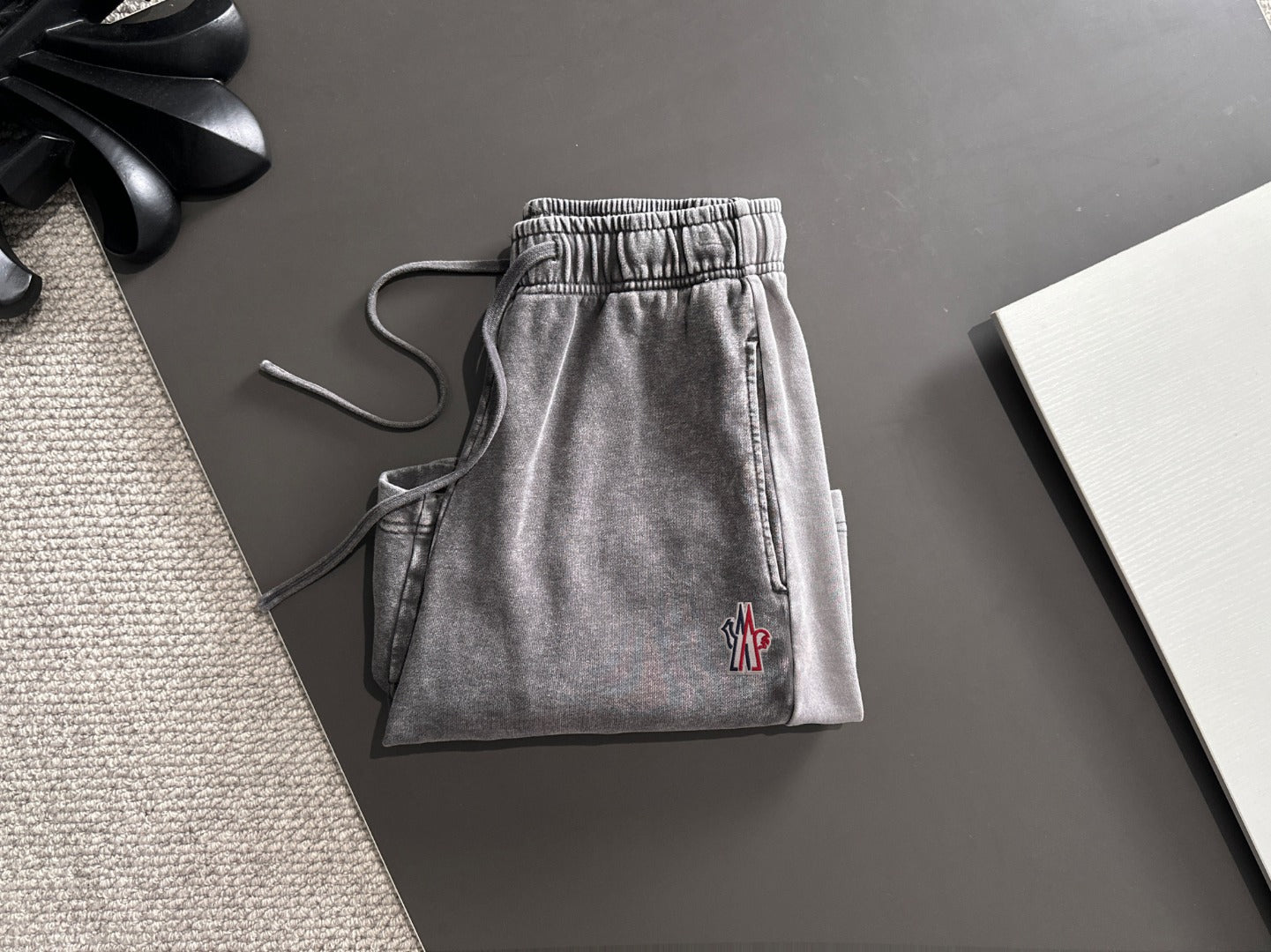 LuxluxHouse Best Quality Clothes Pants Moncler