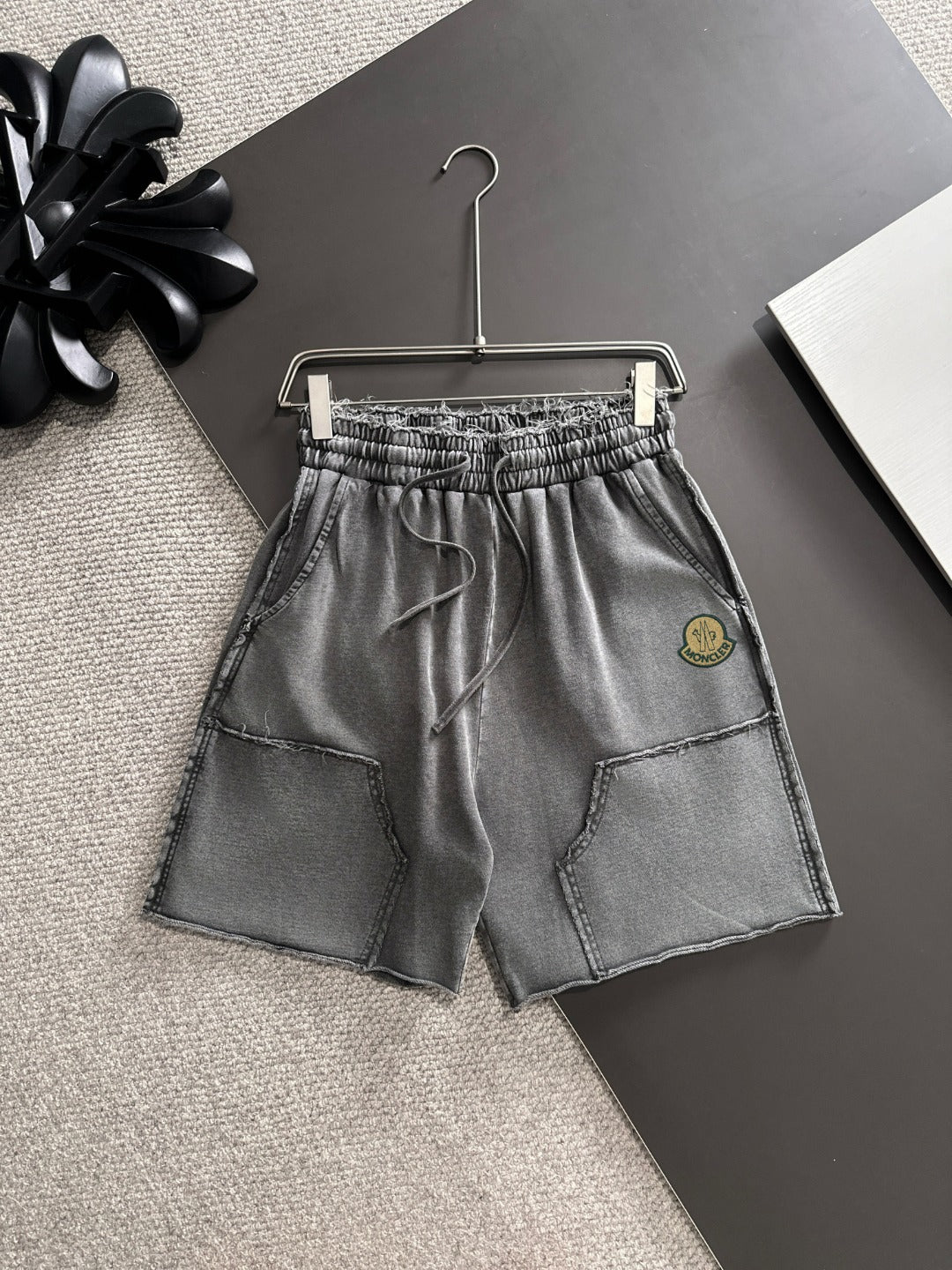 LuxluxHouse Best Quality Clothes Pants Moncler