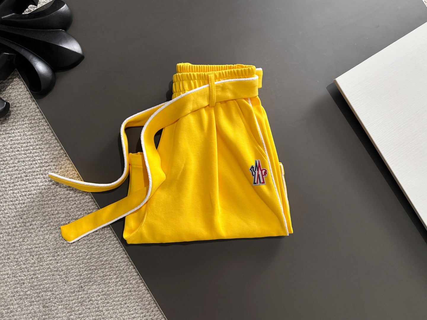 LuxluxHouse Best Quality Clothes Pants Moncler