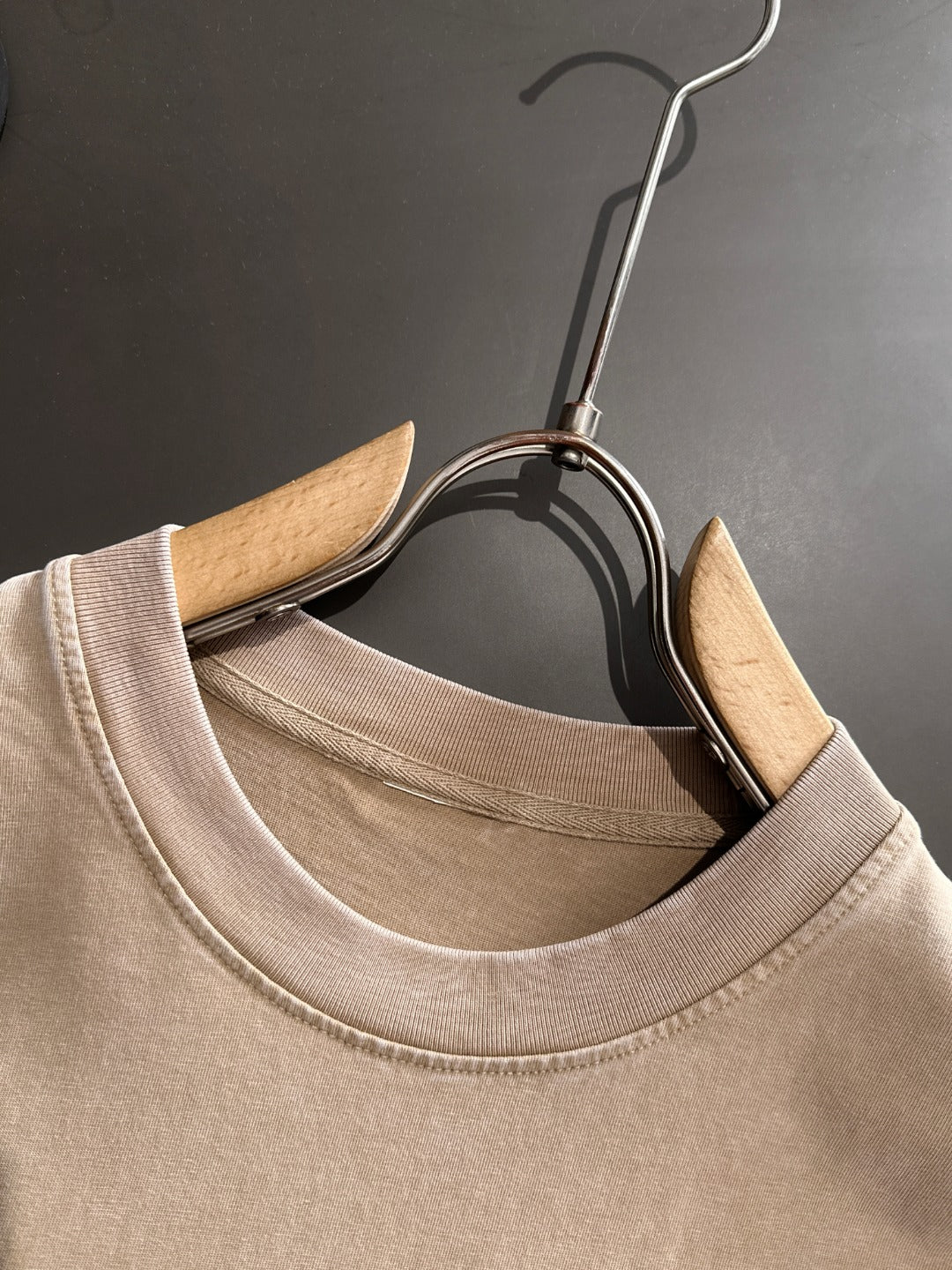 LuxluxHouse Best Quality Clothes T-shirt Loewe