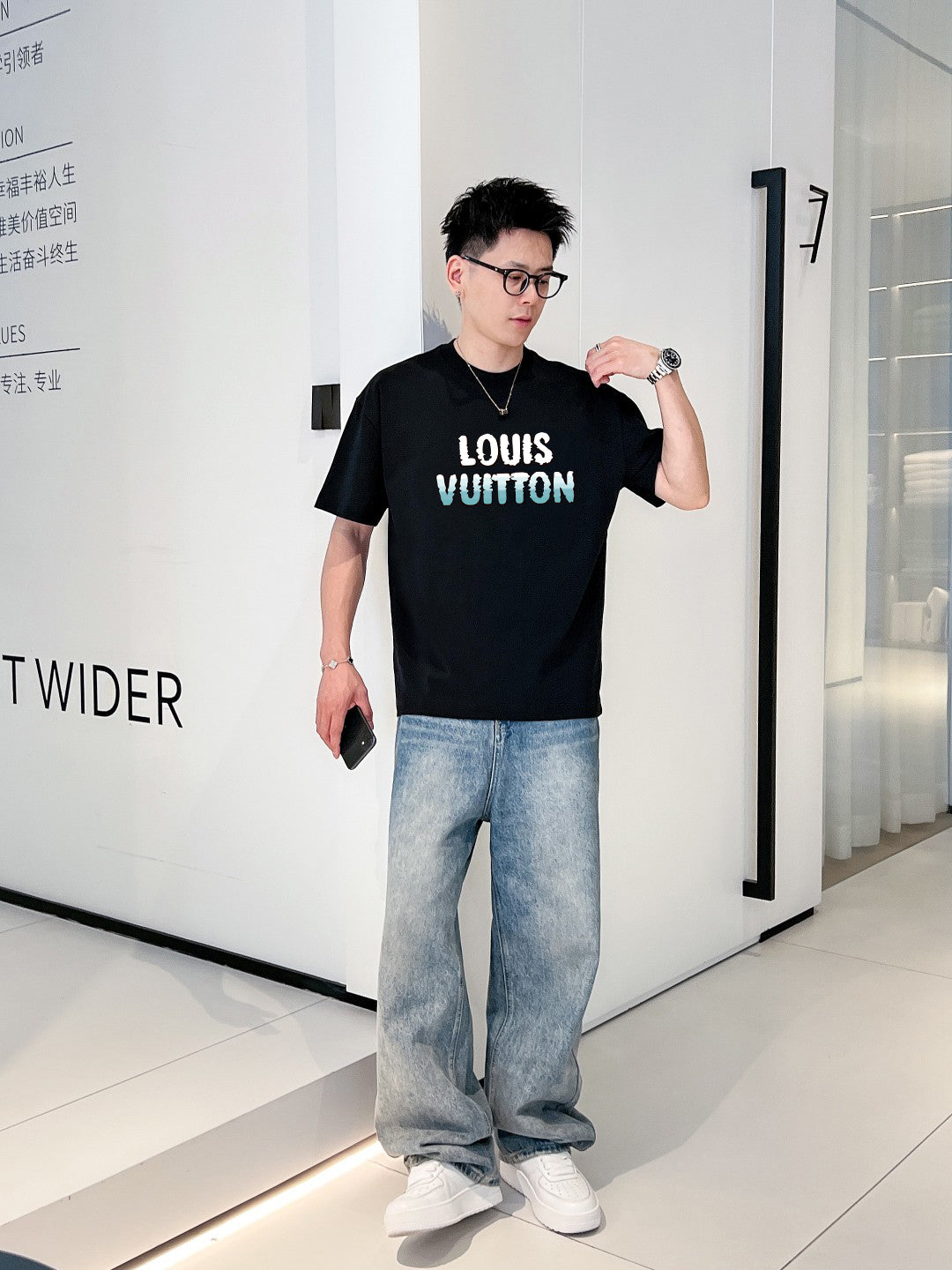 LuxluxHouse Best Quality Clothes T-shirt Louis Vuitton