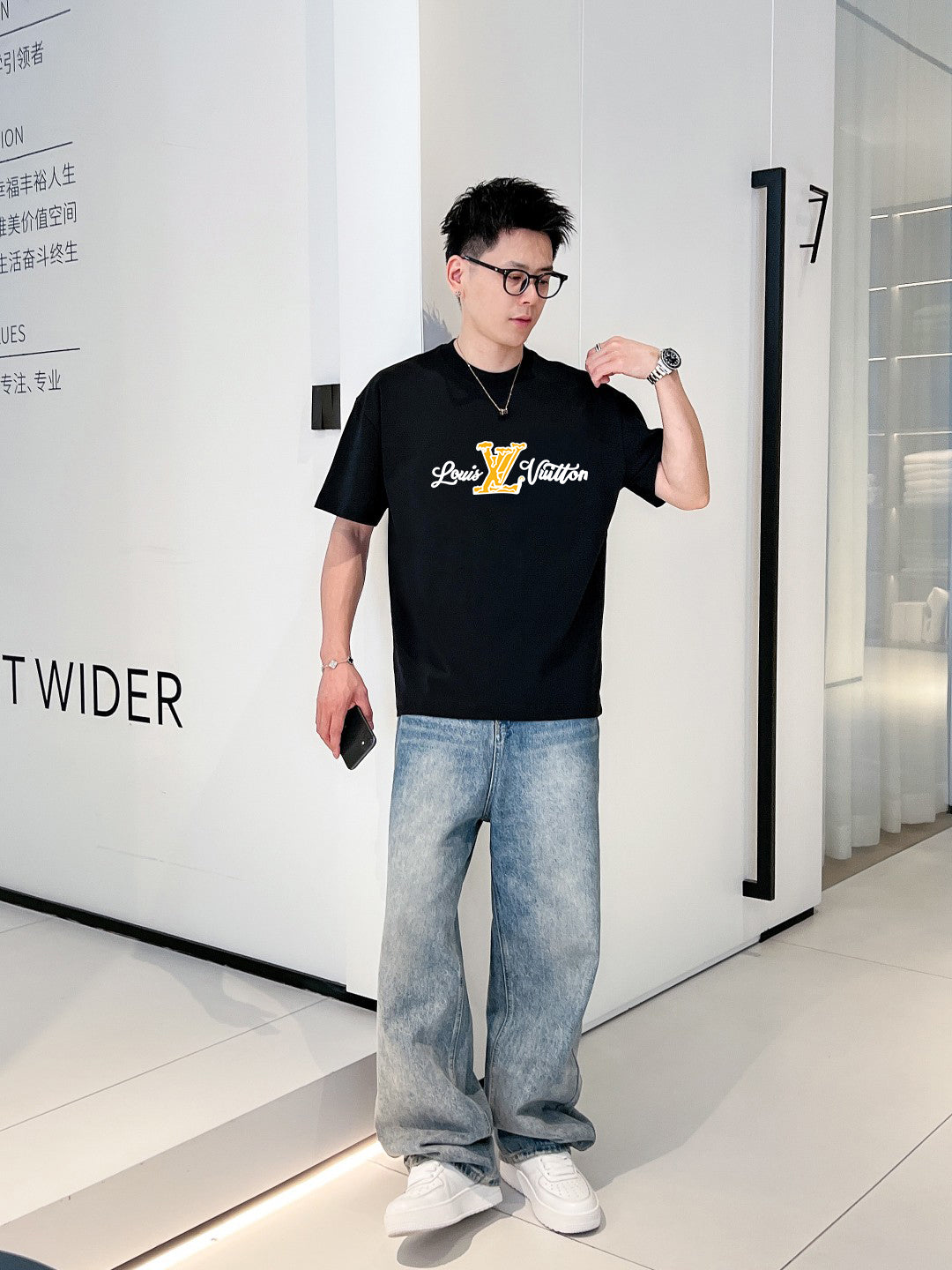 LuxluxHouse Best Quality Clothes T-shirt Louis Vuitton