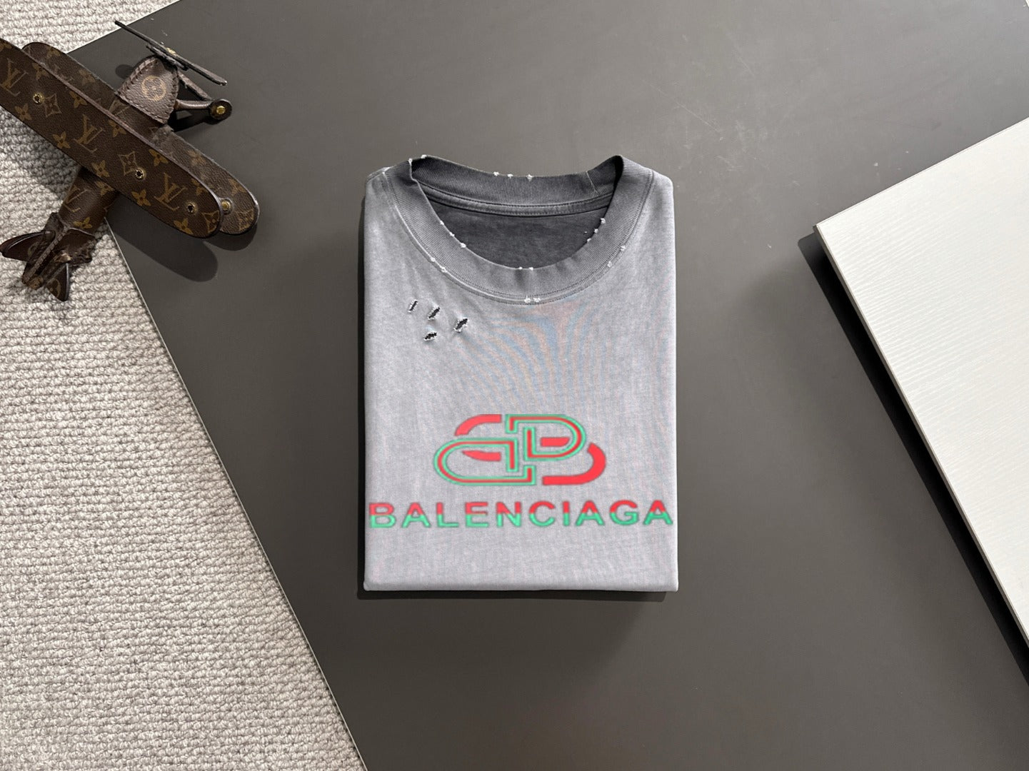 LuxluxHouse Best Quality Clothes Balenciaga T-shirt