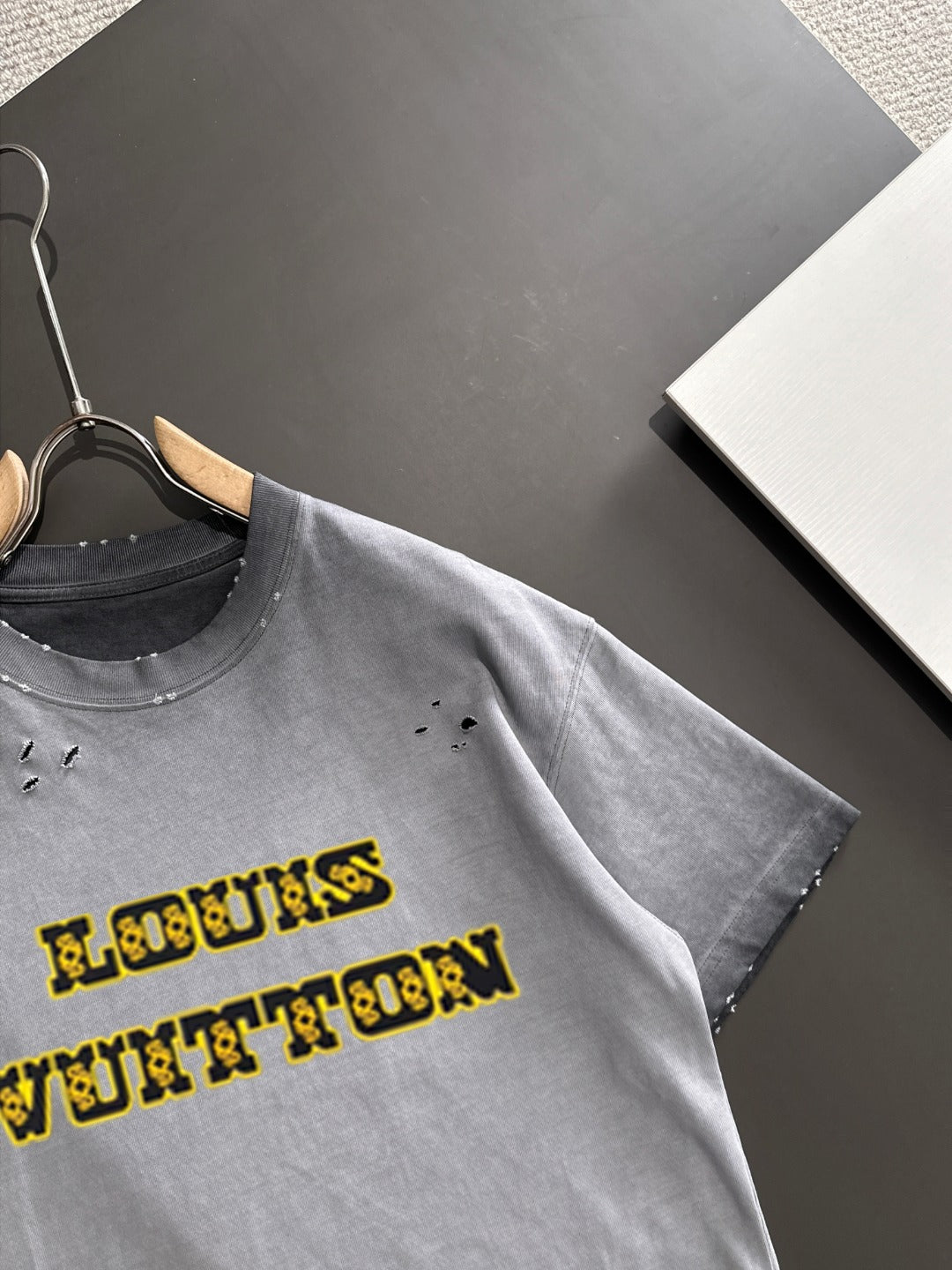 LuxluxHouse Best Quality Clothes T-shirt Louis Vuitton