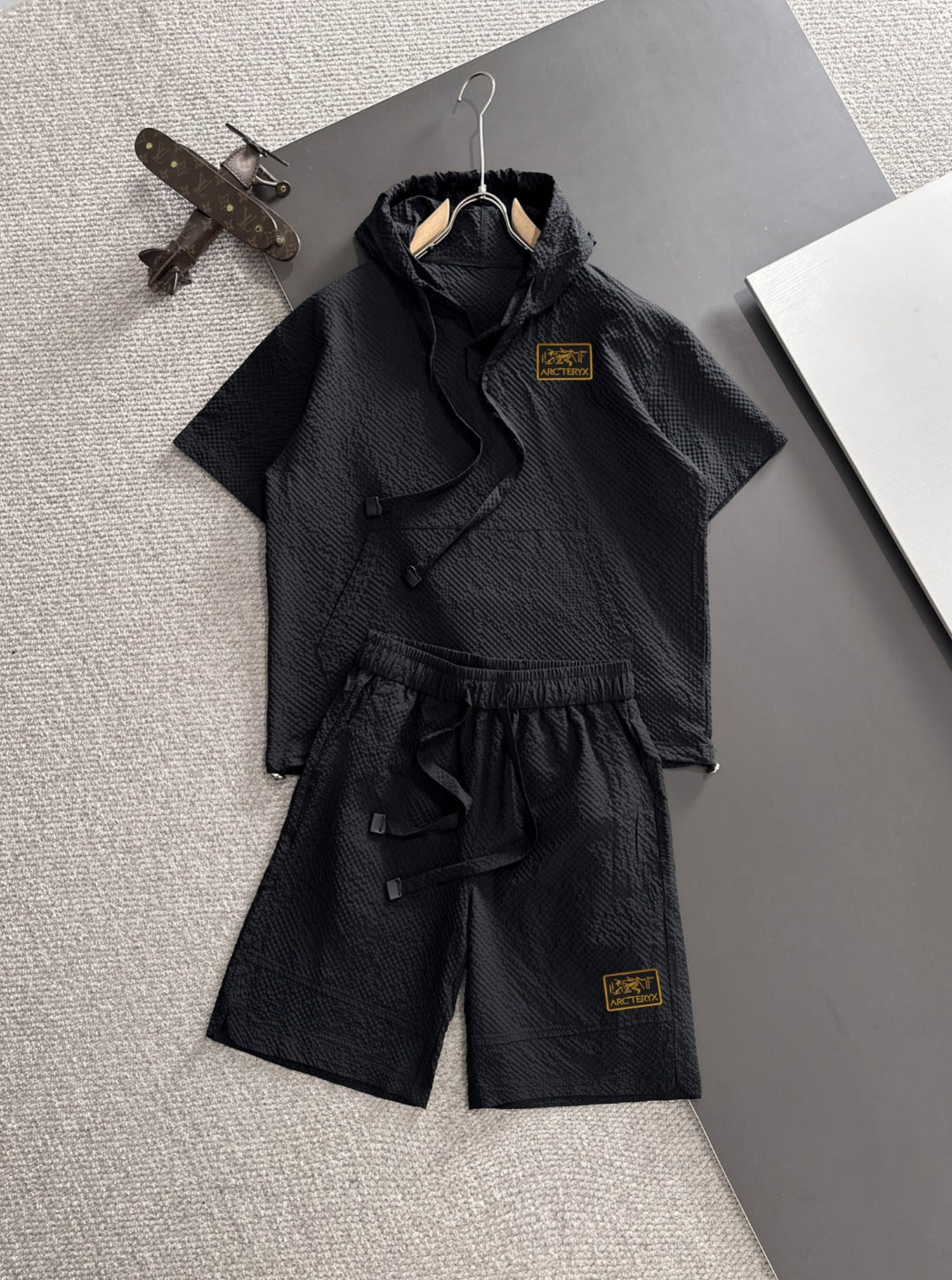 LuxluxHouse Best Quality Clothes T-shirt Arcteryx