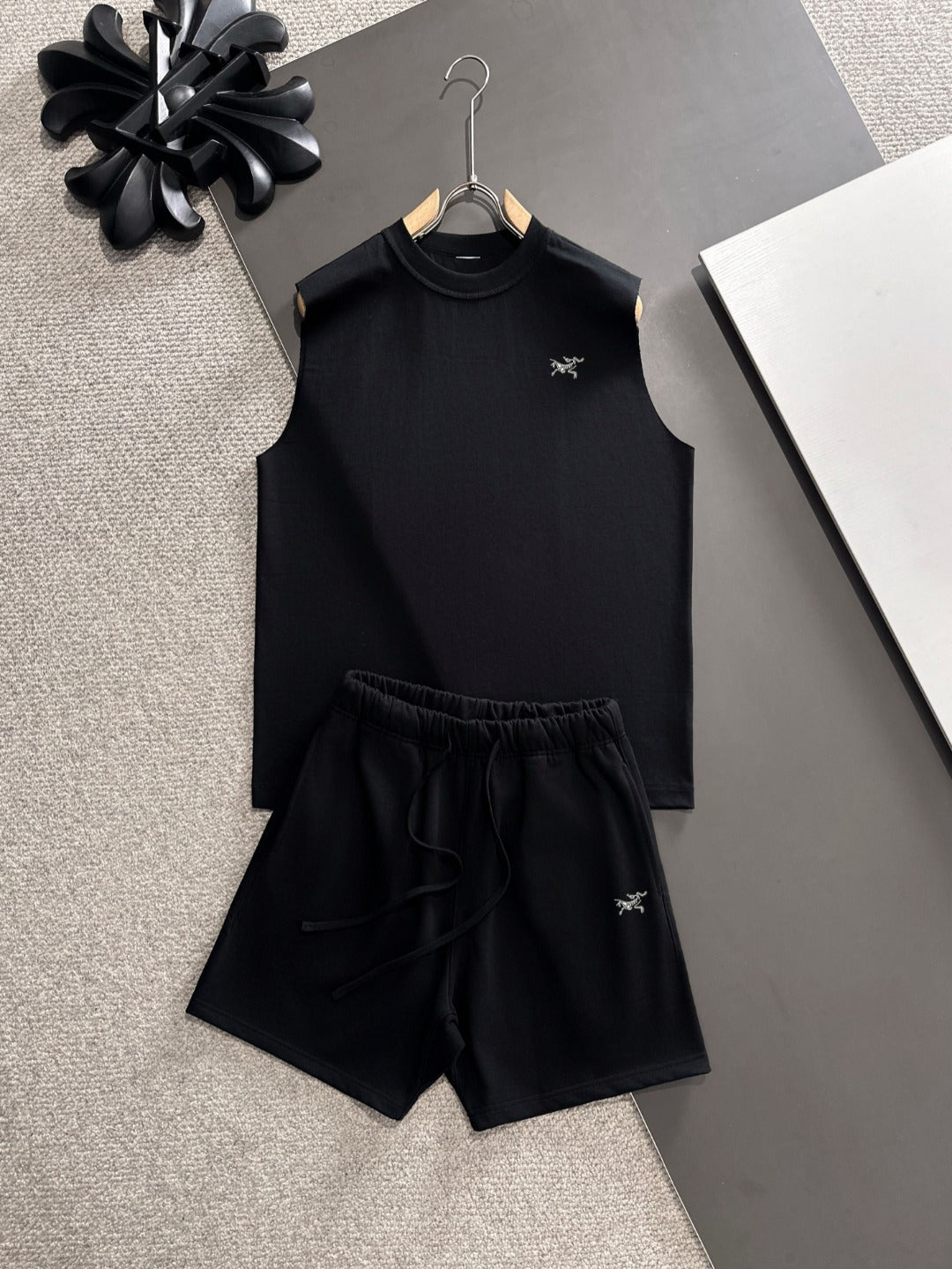 LuxluxHouse Best Quality Clothes T-shirt Arcteryx
