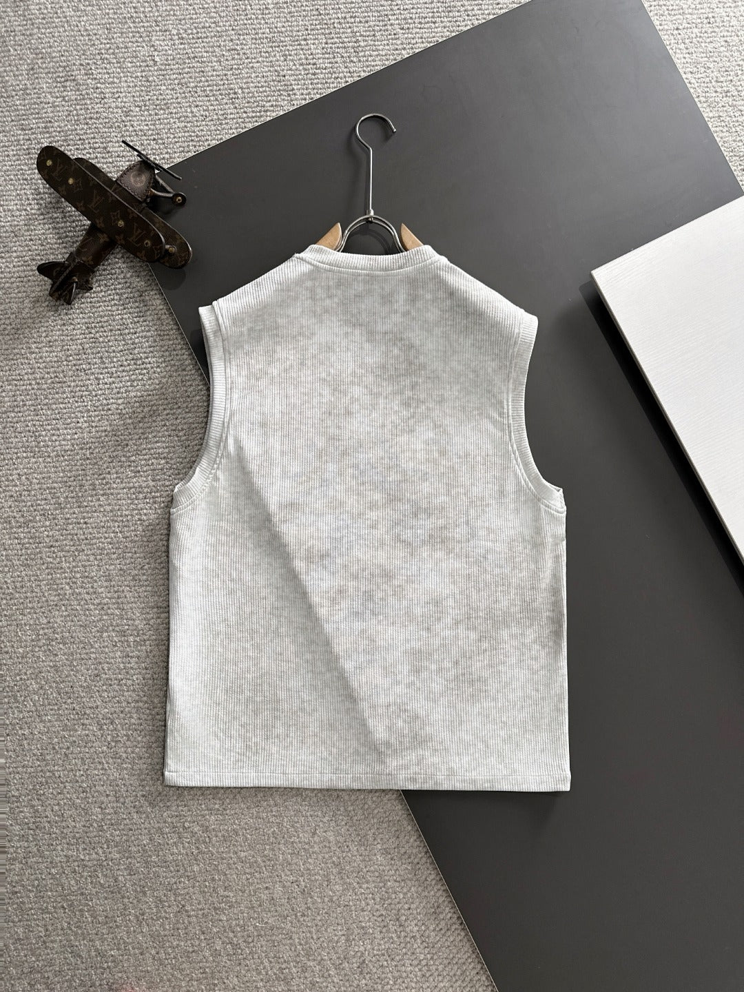 LuxluxHouse Best Quality Clothes T-shirt Loewe
