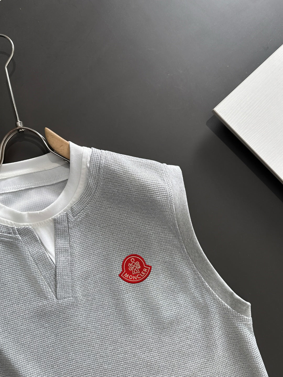 LuxluxHouse Best Quality Clothes T-shirt Moncler
