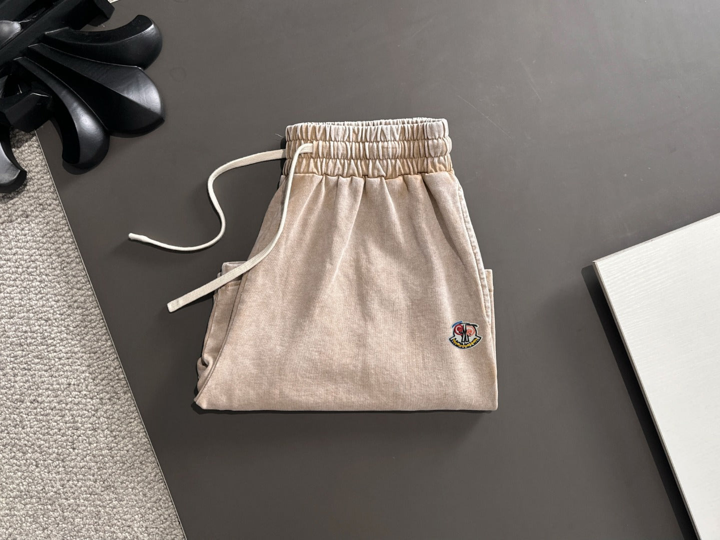 LuxluxHouse Best Quality Clothes Pants Moncler