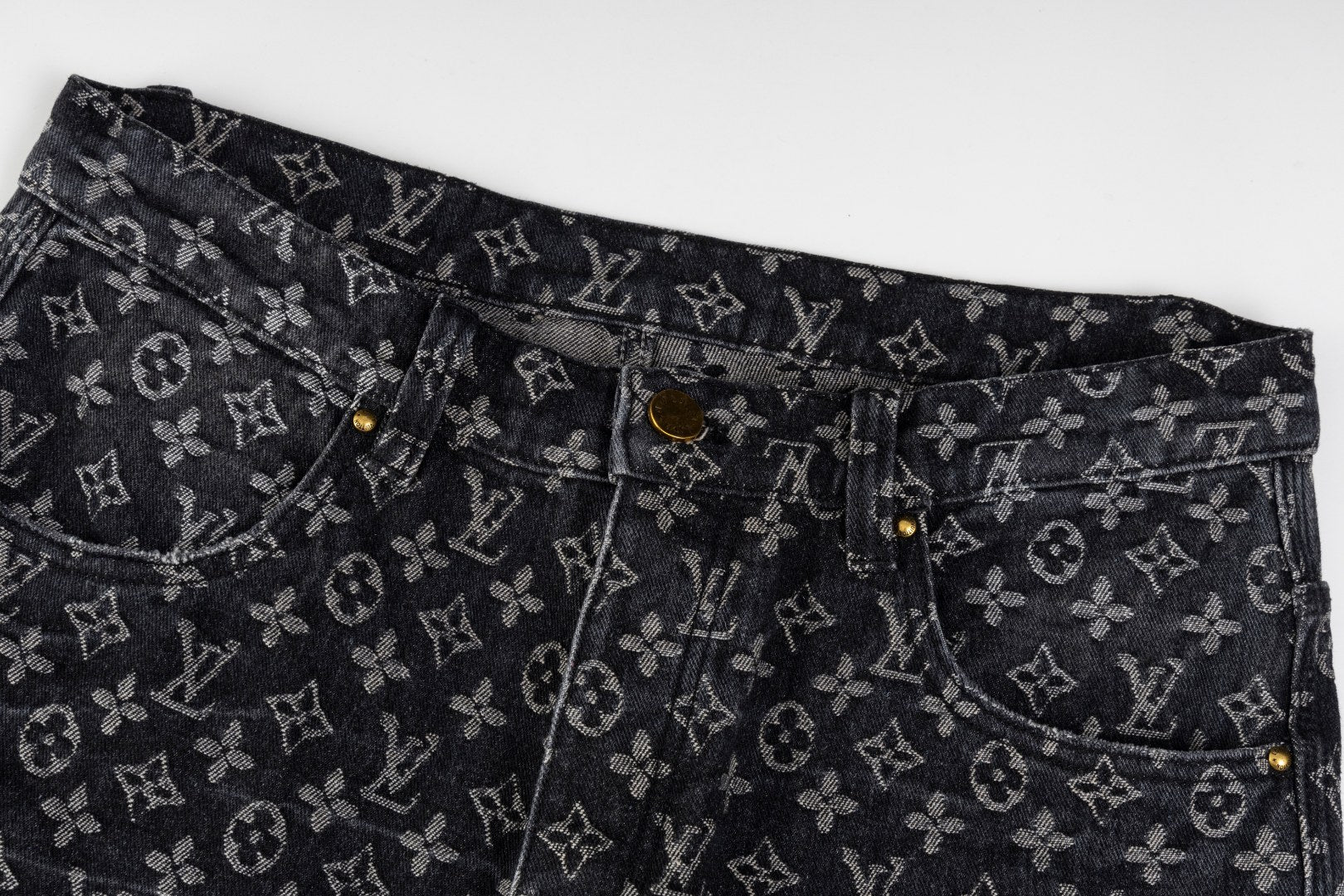 LuxluxHouse Best Quality Clothes Pants Louis Vuitton