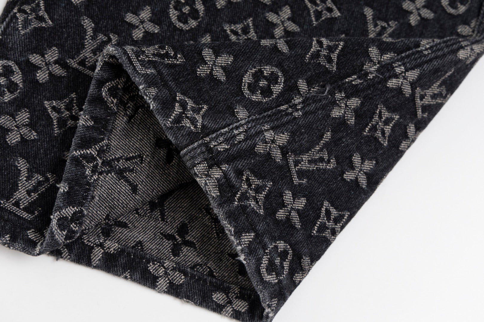 LuxluxHouse Best Quality Clothes Pants Louis Vuitton