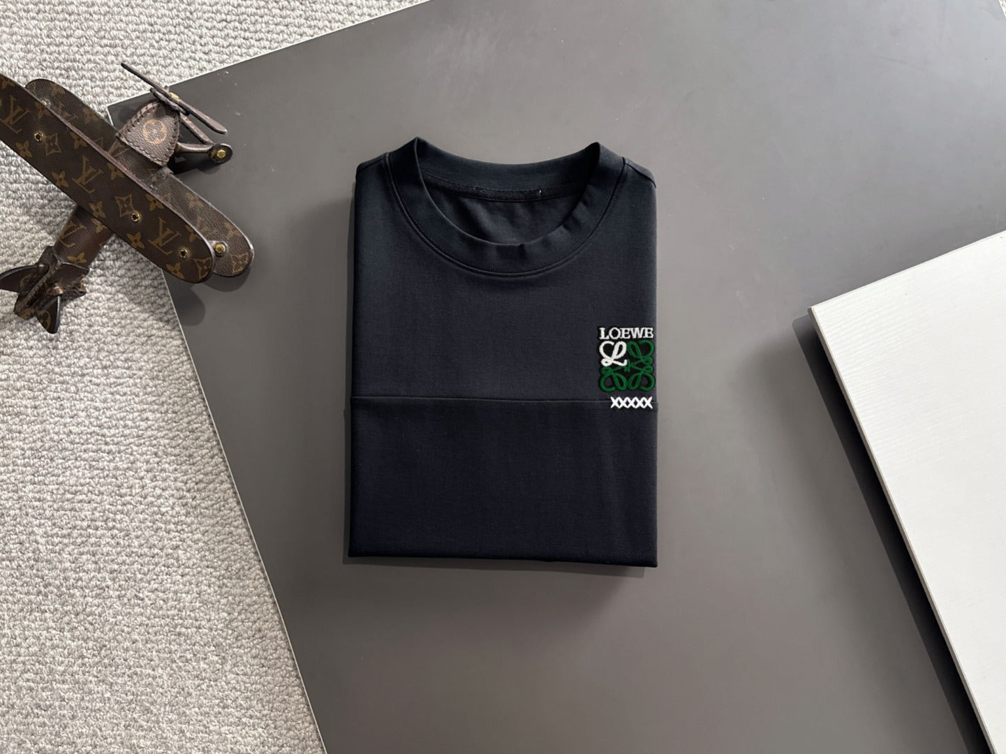 LuxluxHouse Best Quality Clothes T-shirt Loewe
