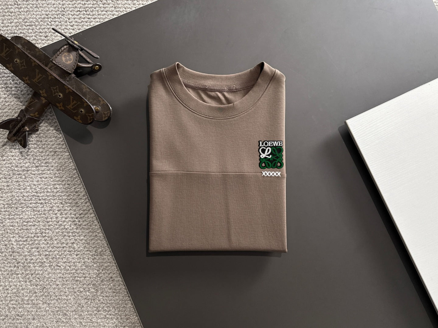 LuxluxHouse Best Quality Clothes T-shirt Loewe