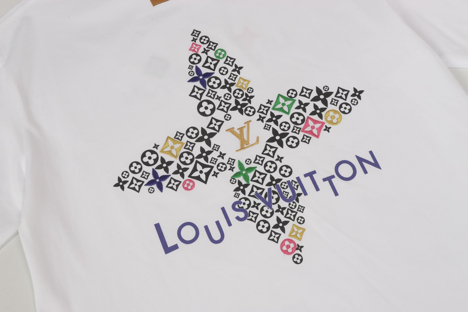 LuxluxHouse Best Quality Clothes T-shirt Louis Vuitton