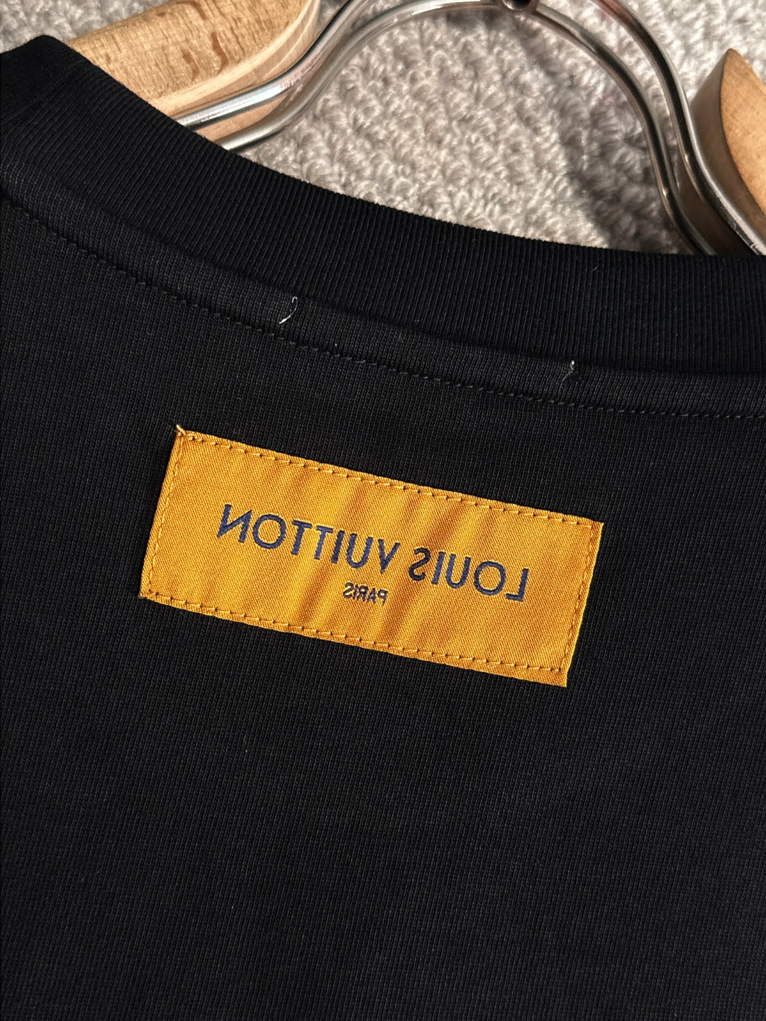 LuxluxHouse Best Quality Clothes T-shirt Louis Vuitton