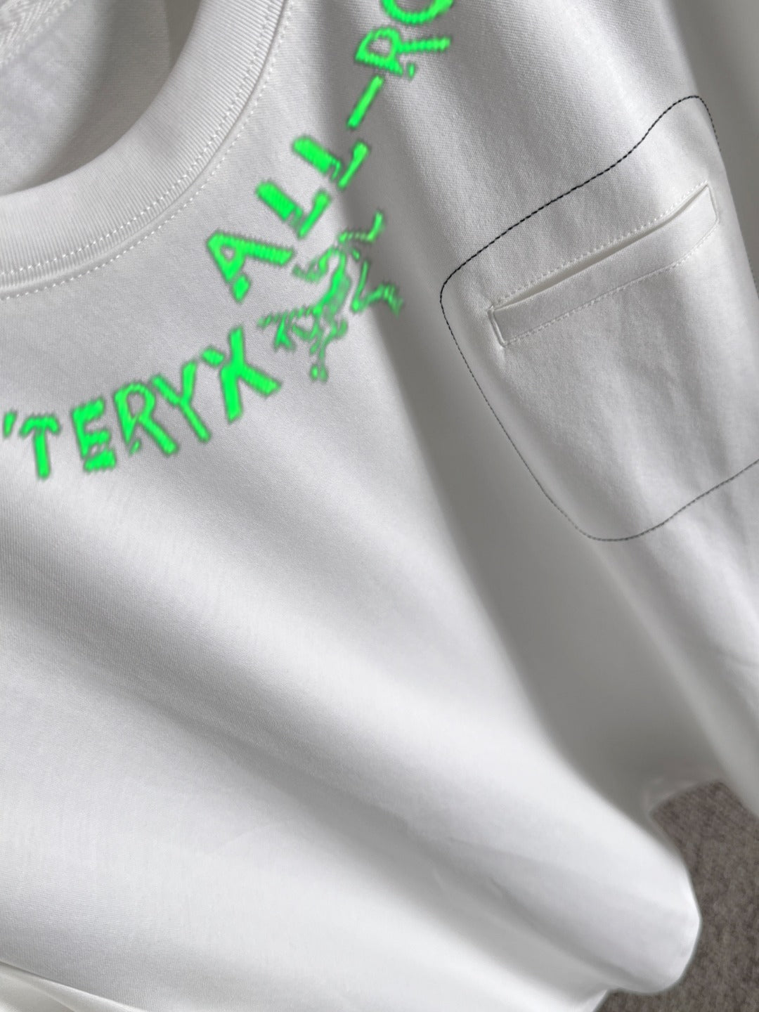 LuxluxHouse Best Quality Clothes T-shirt Arcteryx