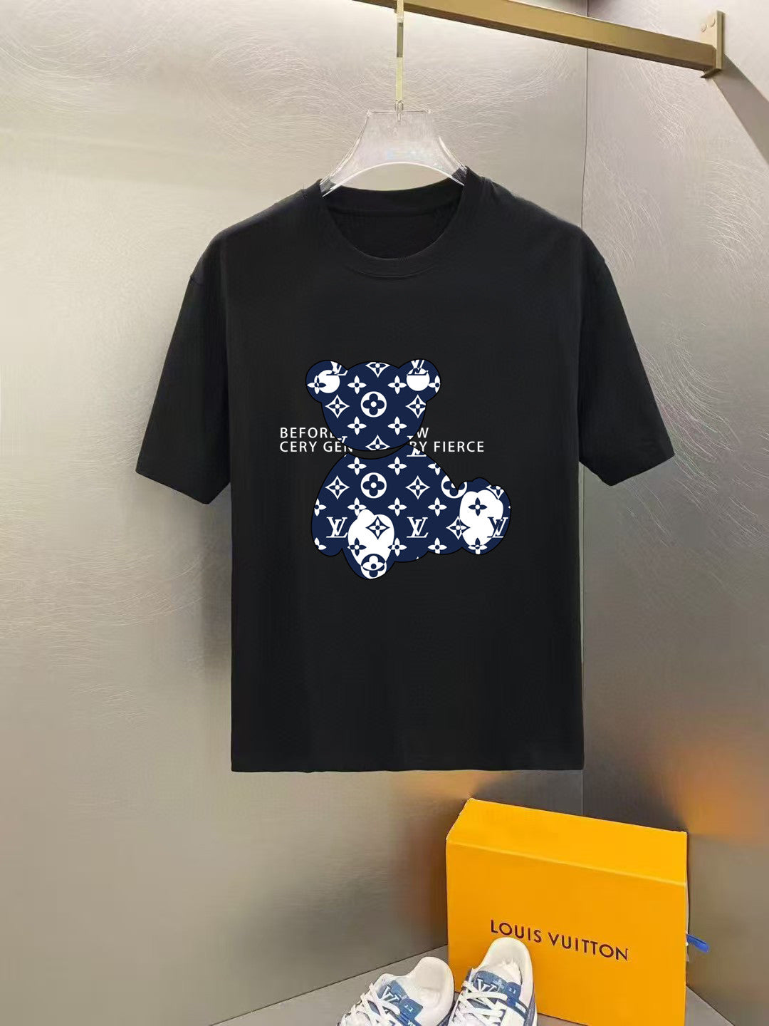 LuxluxHouse Best Quality Clothes T-shirt Louis Vuitton