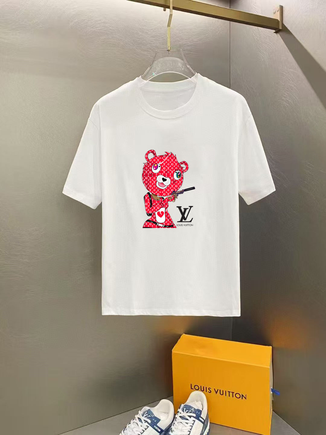 LuxluxHouse Best Quality Clothes T-shirt Louis Vuitton