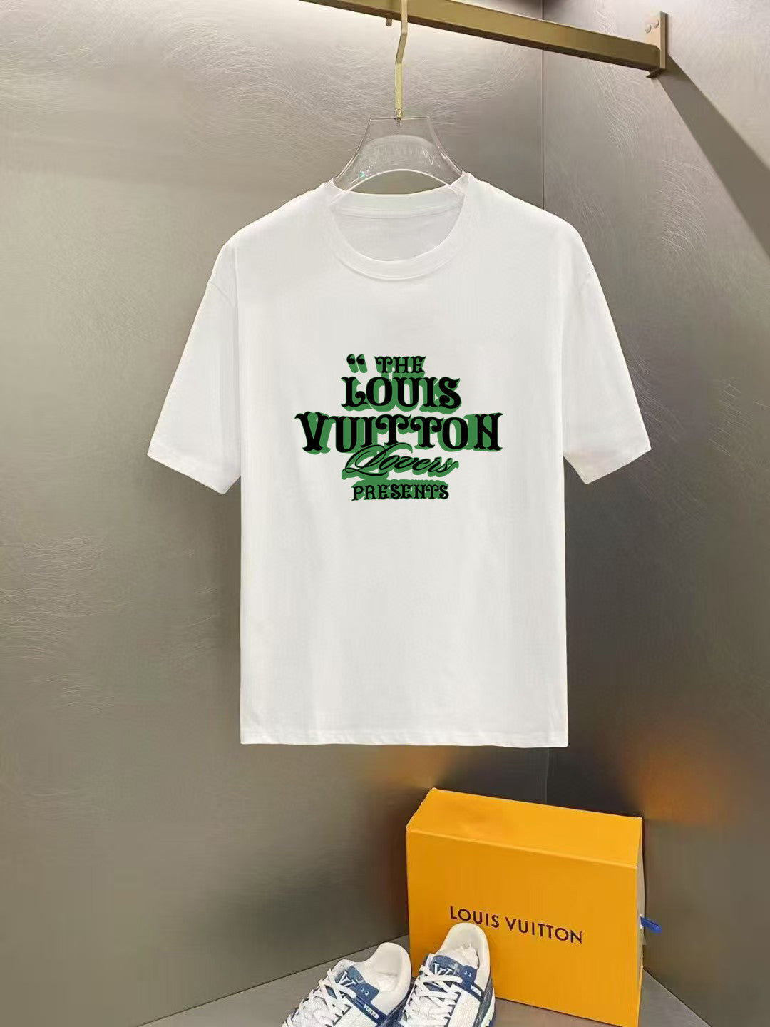 LuxluxHouse Best Quality Clothes T-shirt Louis Vuitton