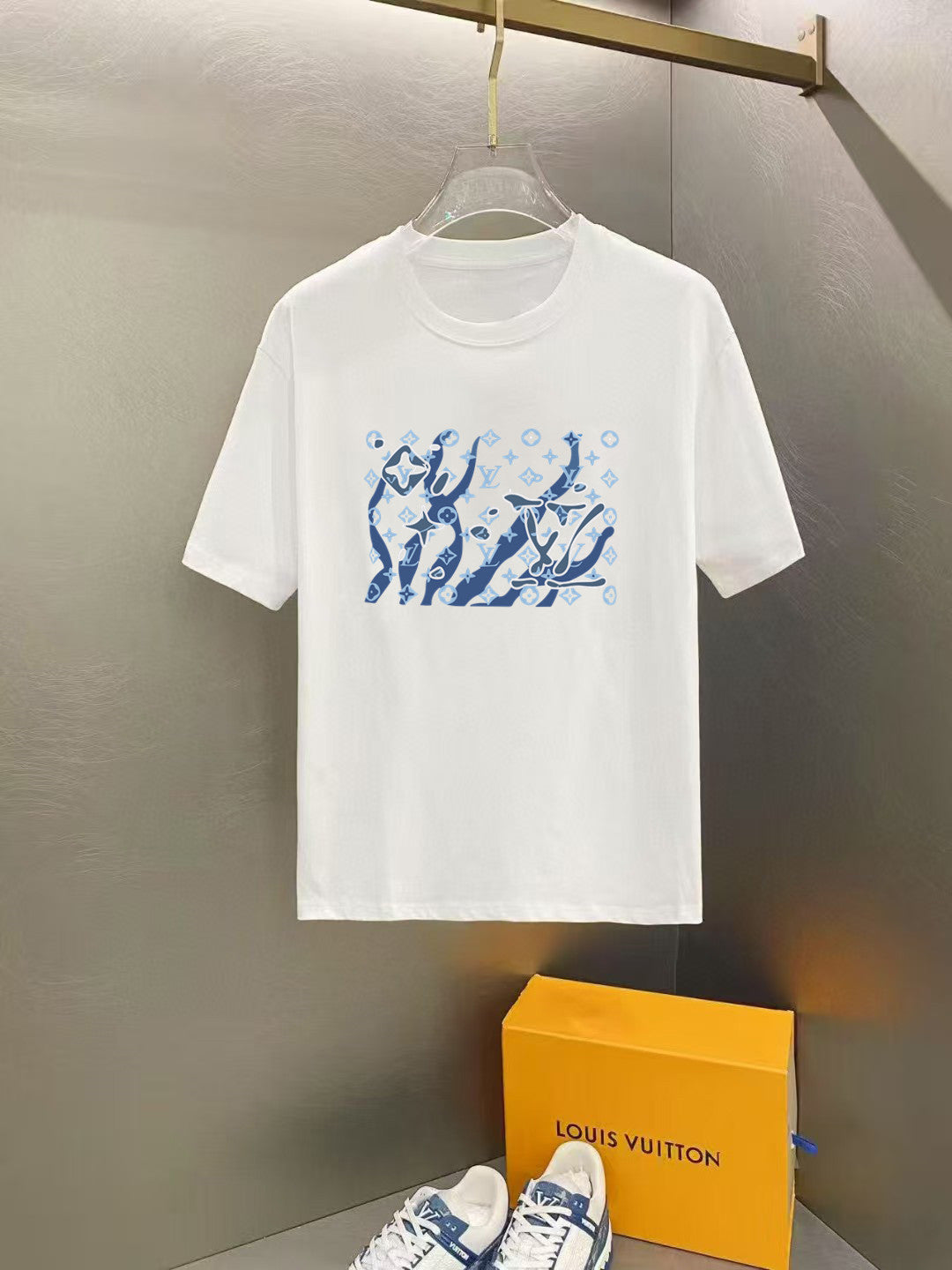 LuxluxHouse Best Quality Clothes T-shirt Louis Vuitton