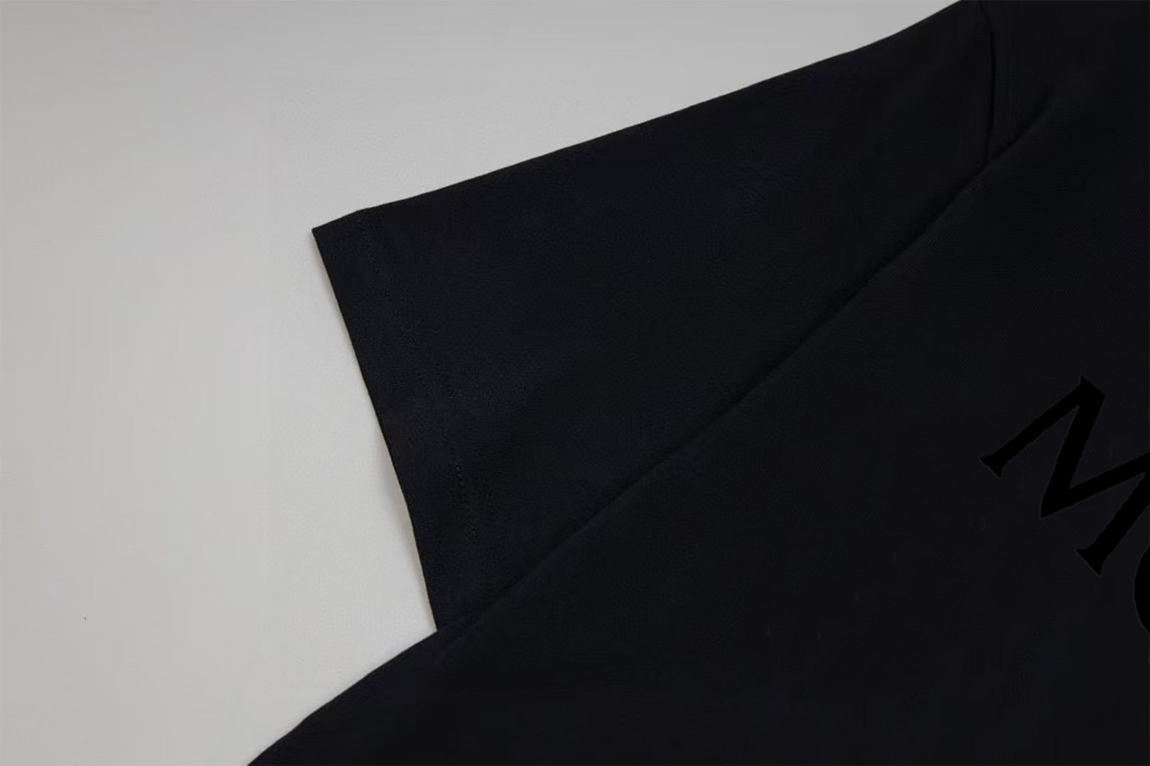 LuxluxHouse Best Quality Clothes T-shirt Moncler
