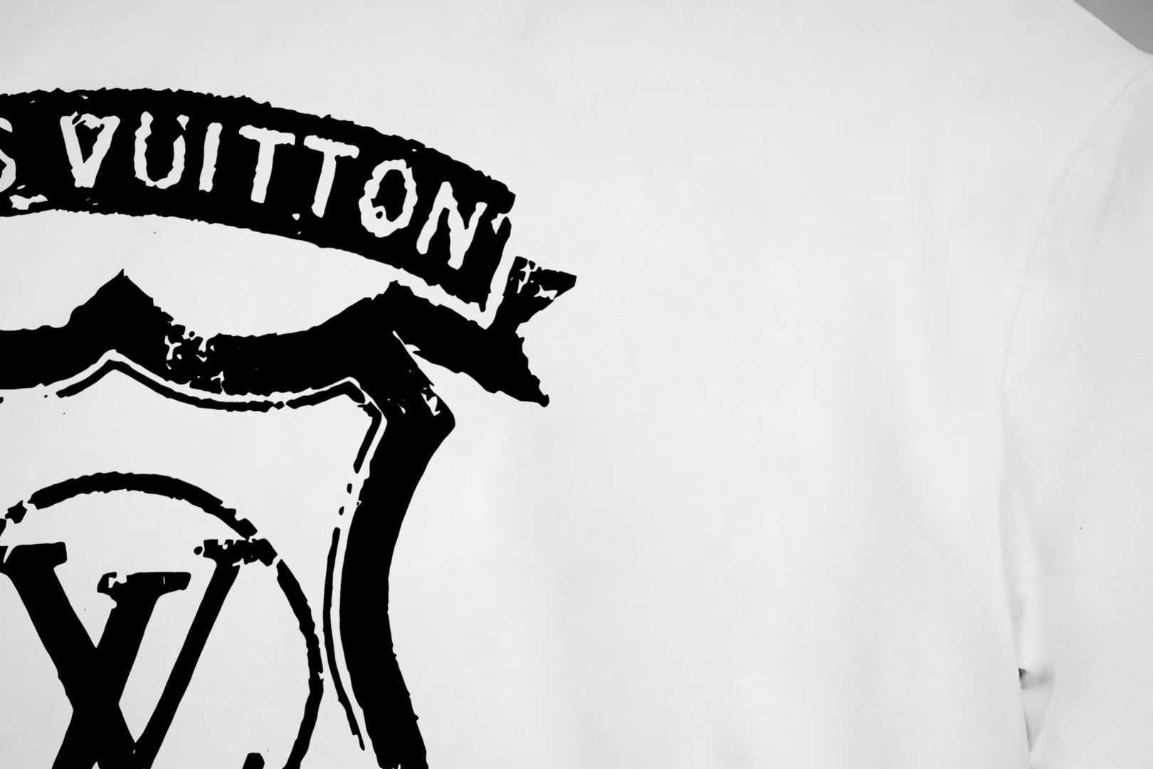 LuxluxHouse Best Quality Clothes T-shirt Louis Vuitton