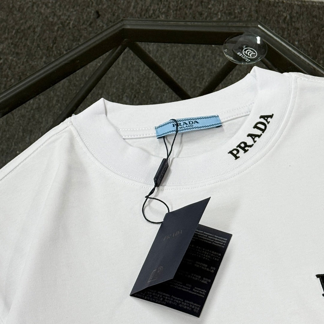 LuxluxHouse Best Quality Clothes T-shirt Prada