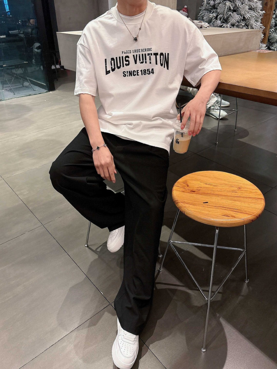 LuxluxHouse Best Quality Clothes T-shirt Louis Vuitton