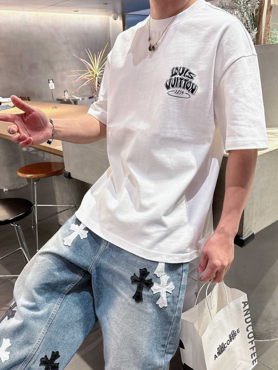 LuxluxHouse Best Quality Clothes T-shirt Louis Vuitton
