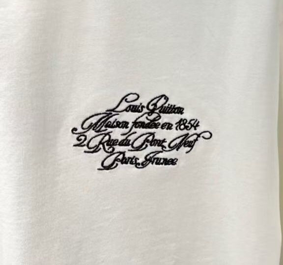 LuxluxHouse Best Quality Clothes T-shirt Louis Vuitton