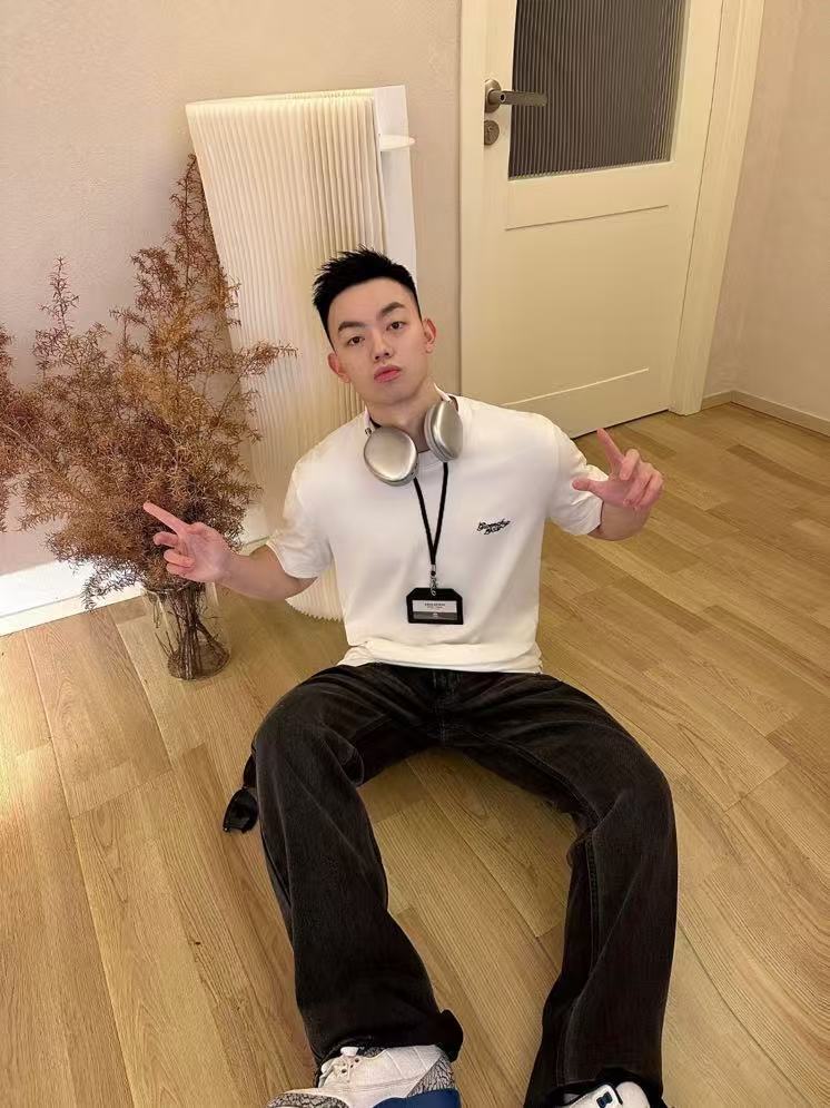 LuxluxHouse Best Quality Clothes Givenchy T-shirt