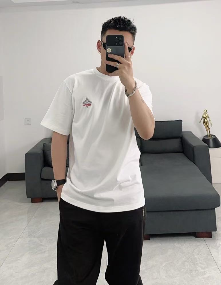 LuxluxHouse Best Quality Clothes T-shirt Louis Vuitton
