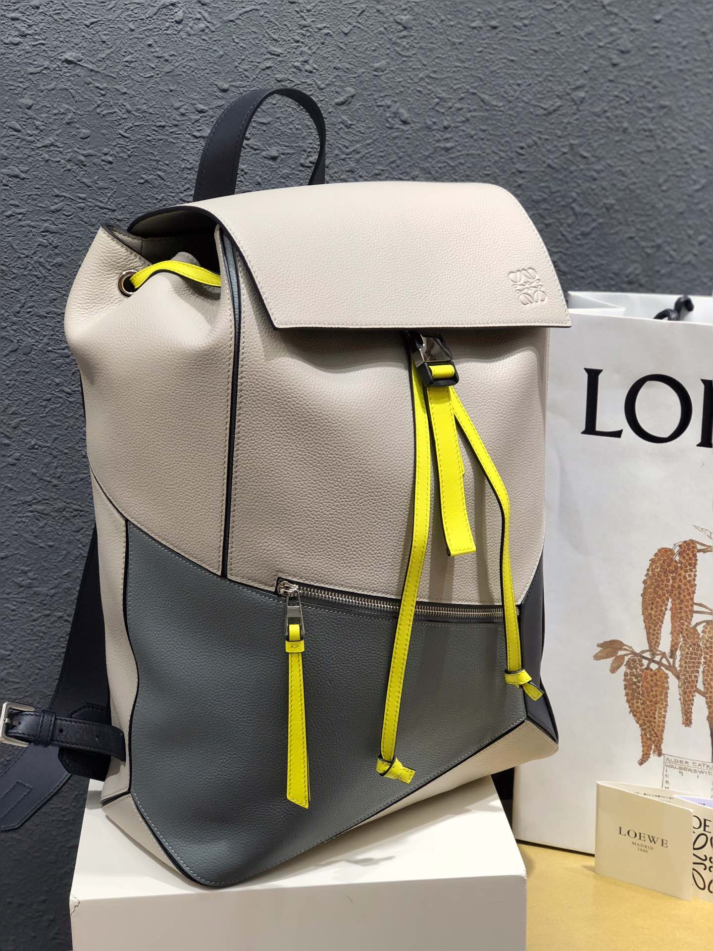 LuxluxHouse Best Quality Bags Loewe