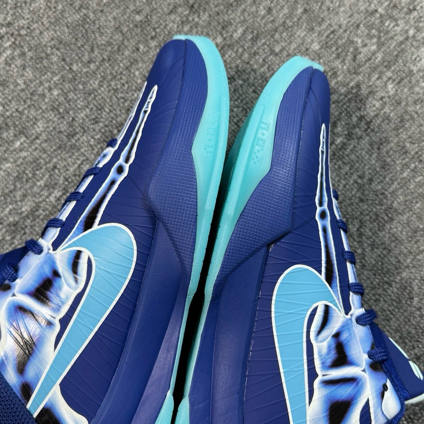 Star Batch-Nike Zoom Kobe 5 Protro “X-Ray”