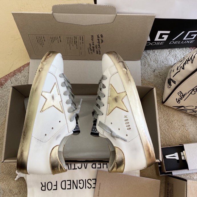 LuxluxHouse Best Quality Shoes Golden Goose