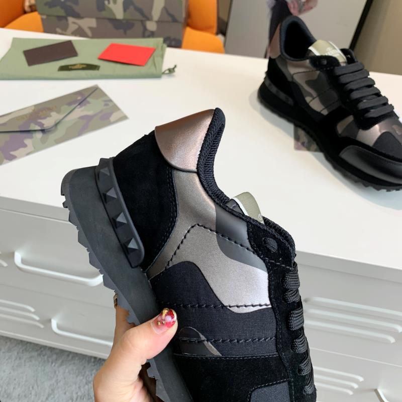 LuxluxHouse Best Quality Shoes Valentino