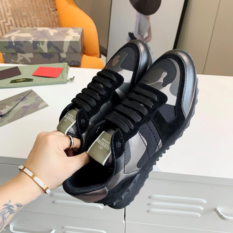 LuxluxHouse Best Quality Shoes Valentino