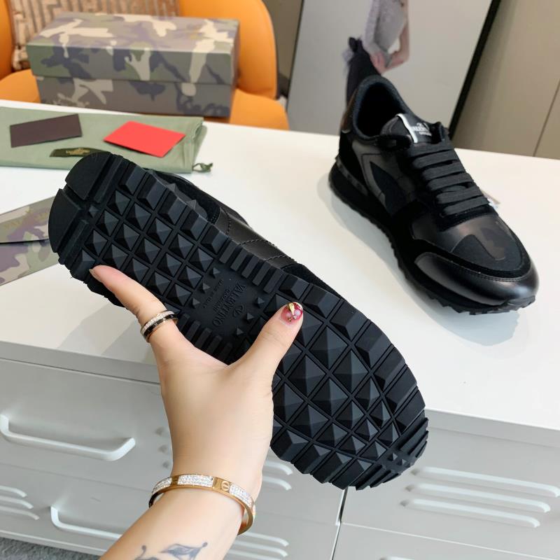 LuxluxHouse Best Quality Shoes Valentino