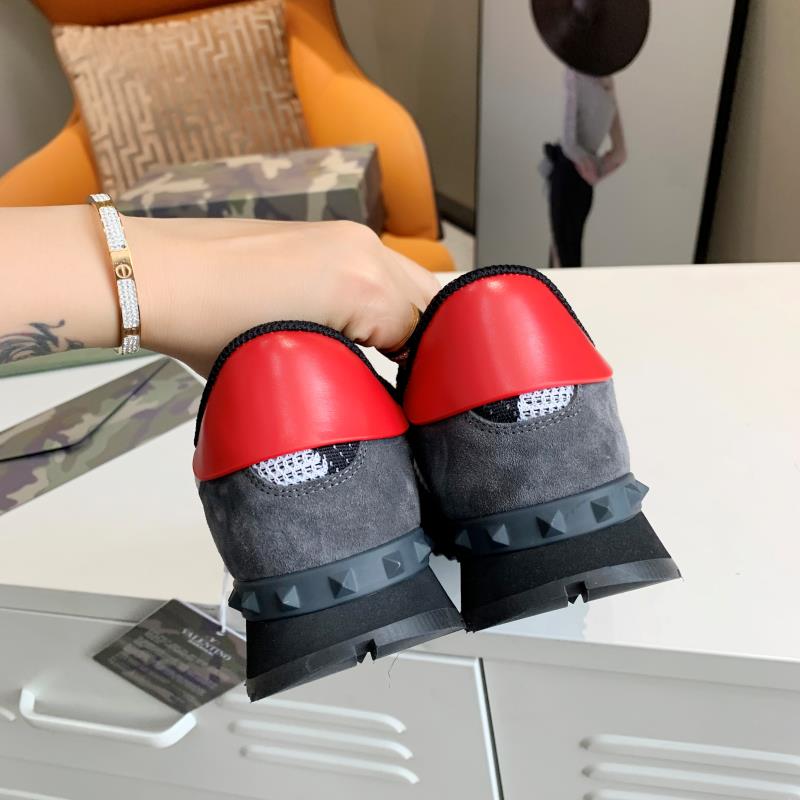 LuxluxHouse Best Quality Shoes Valentino