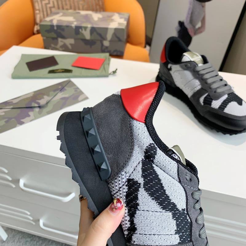 LuxluxHouse Best Quality Shoes Valentino