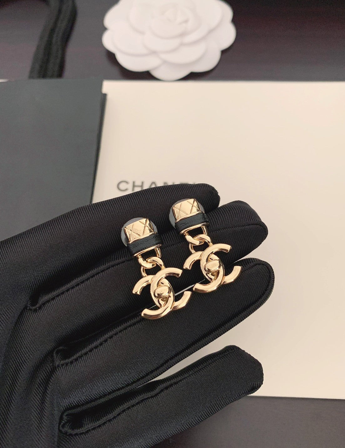 LuxluxHouse Best Quality Accessories Chanel