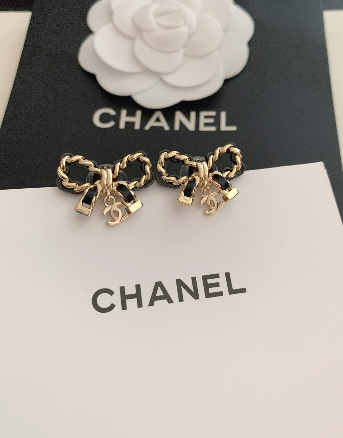 LuxluxHouse Best Quality Accessories Chanel