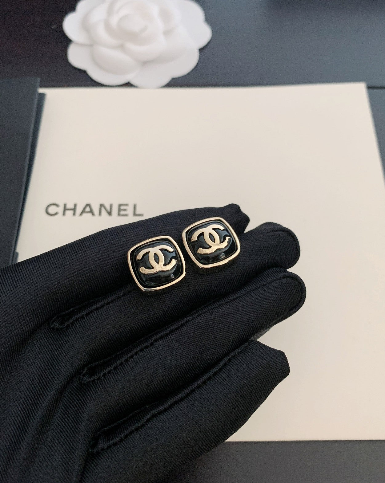 LuxluxHouse Best Quality Accessories Chanel