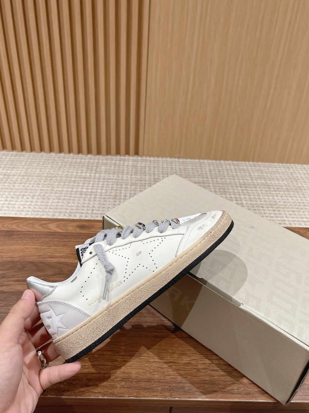 LuxluxHouse Best Quality Shoes Golden Goose