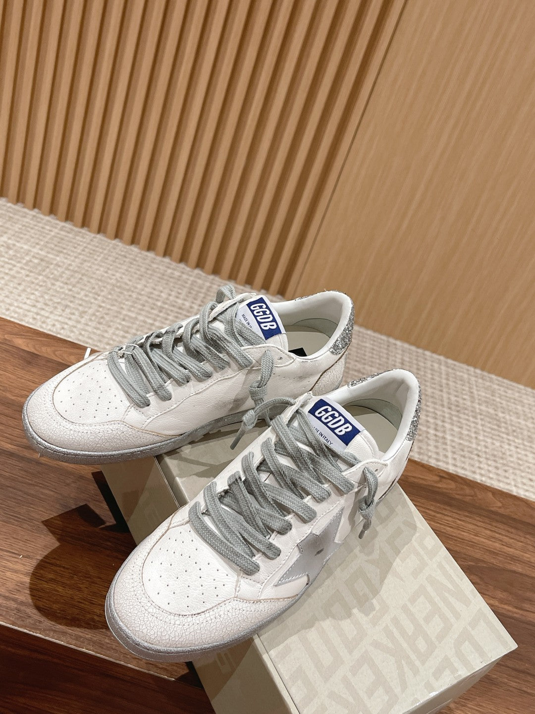 LuxluxHouse Best Quality Shoes Golden Goose