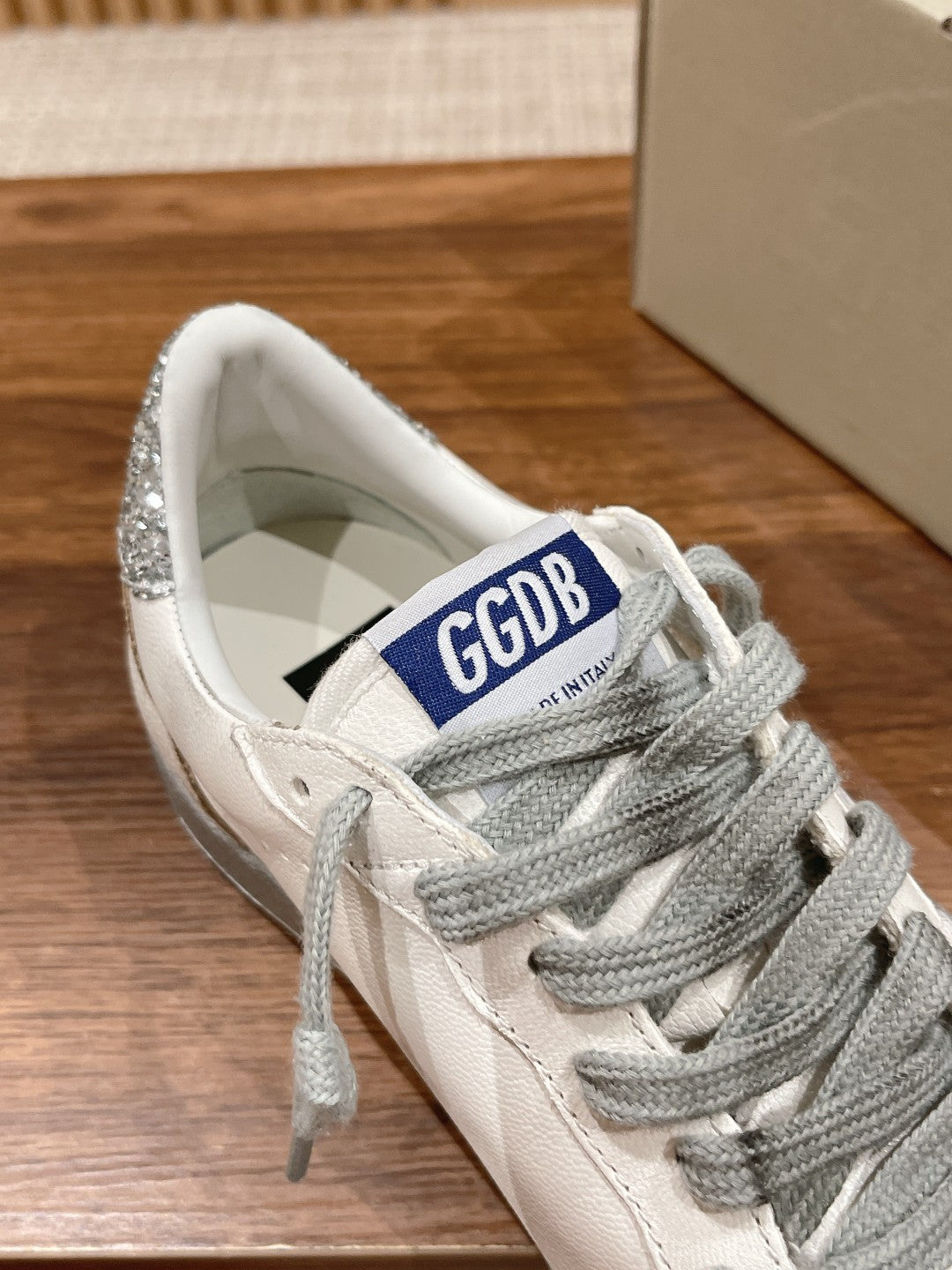 LuxluxHouse Best Quality Shoes Golden Goose