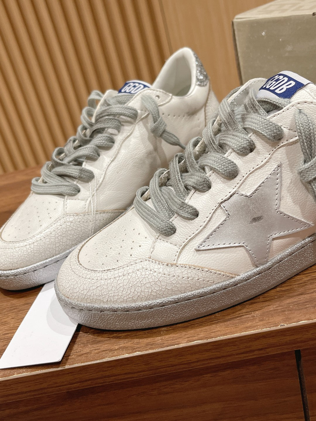 LuxluxHouse Best Quality Shoes Golden Goose