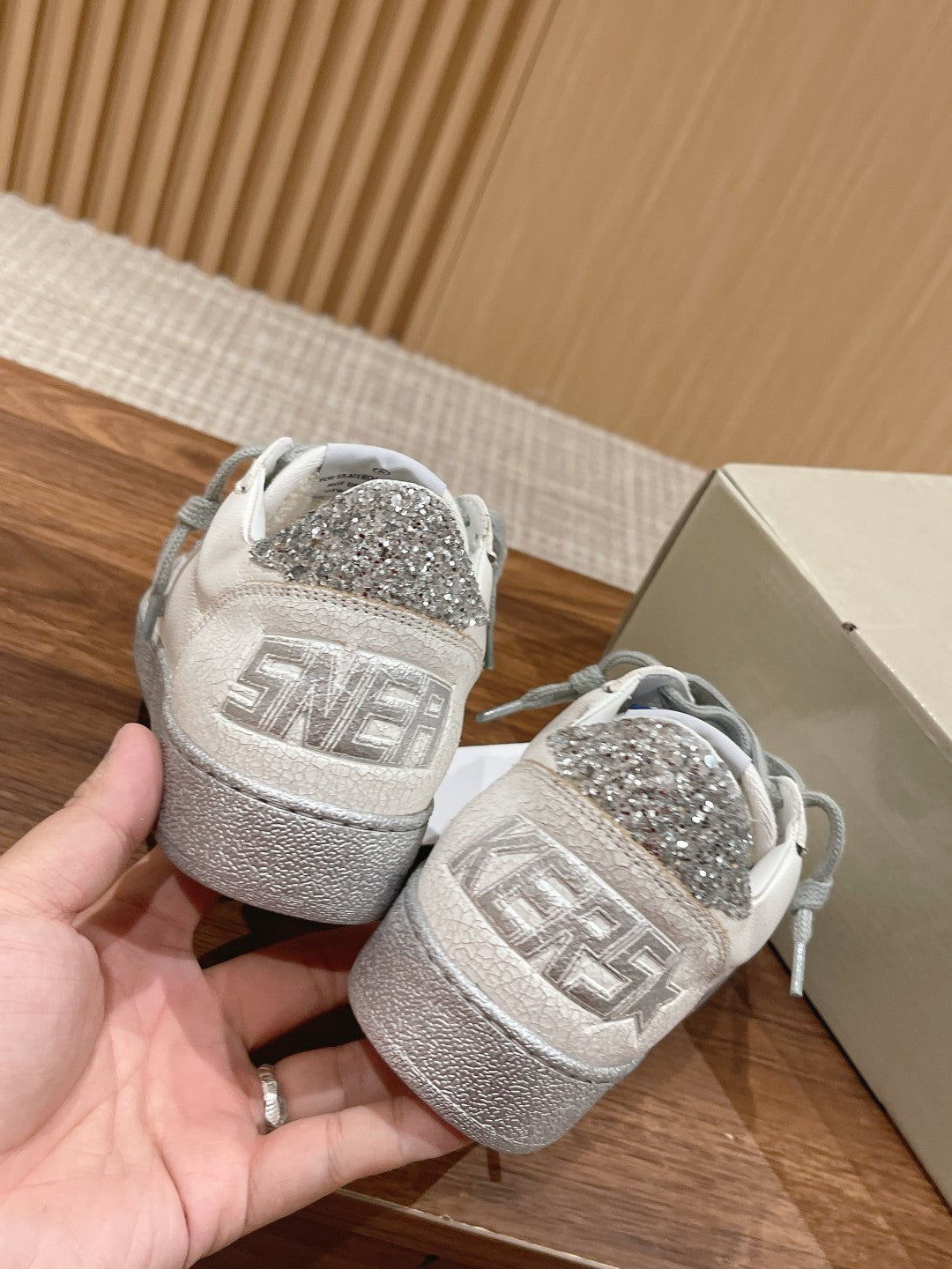 LuxluxHouse Best Quality Shoes Golden Goose
