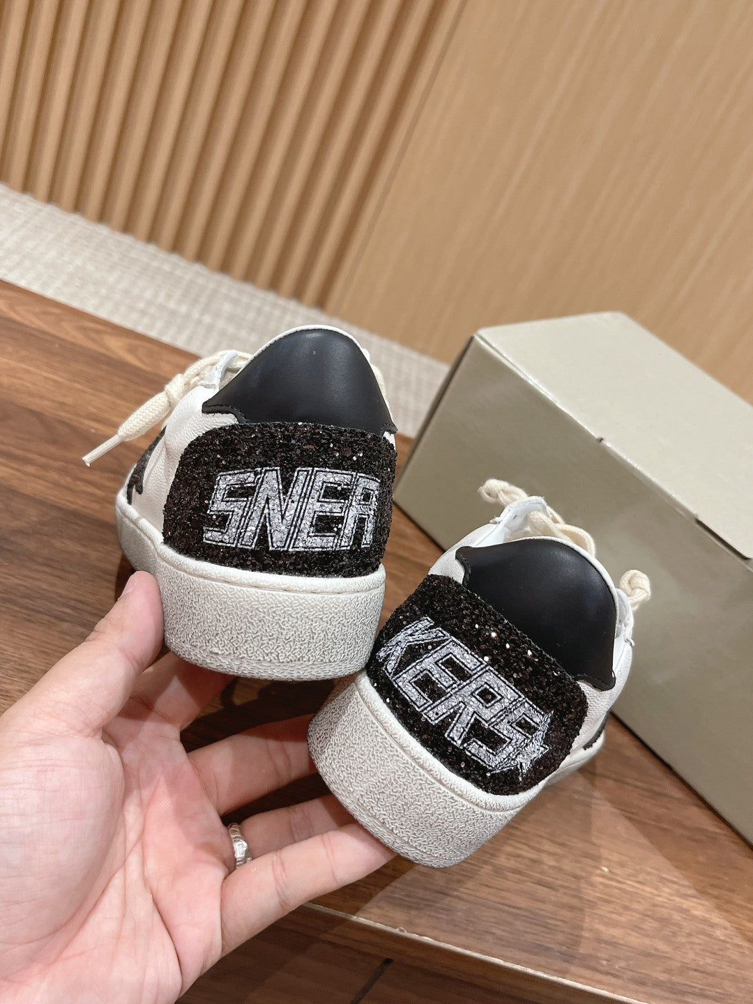 LuxluxHouse Best Quality Shoes Golden Goose